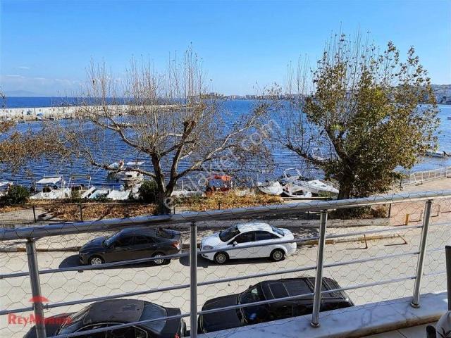 Marmaranın İncisi Çınarcıkta Denize Sıfır 2+1 Eșyalı