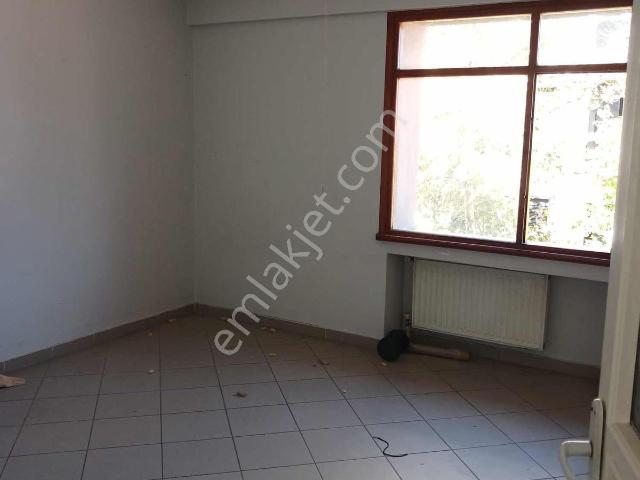 Marmaray Yürüme Mesafesi Kiralık Daire Batı Mh