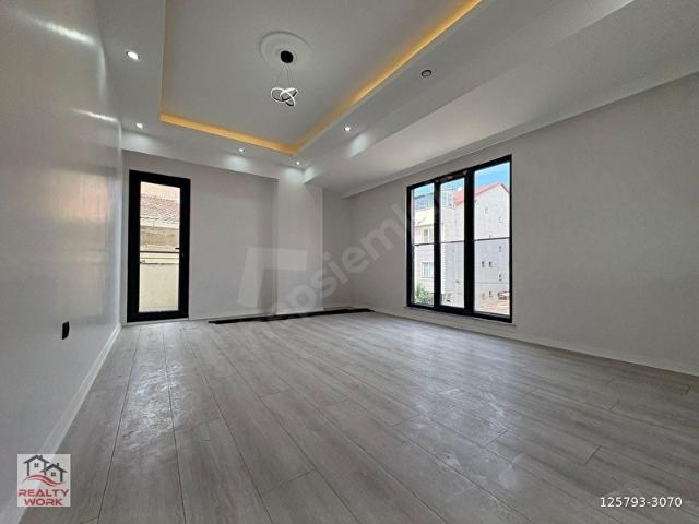 MARMARAYA YAKIN FERAH VE KULLANIŞLI LÜKS 3+1 FIRSAT DAİRE