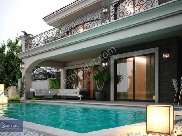 Marmaris Turunç'ta Deniz Manzaralı Lüks Villa