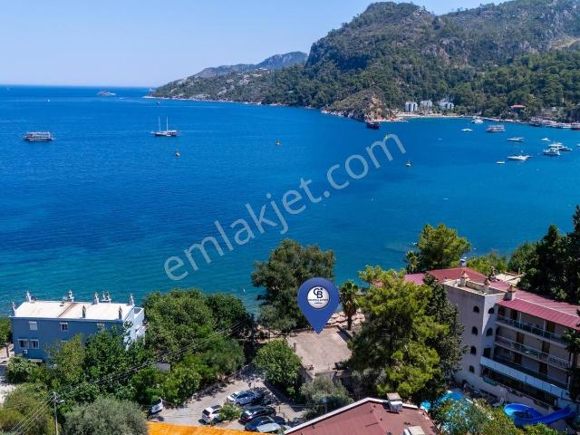 Marmaris Turunçta Denize Sıfır Arsa İçerisinde Müstakil Ev