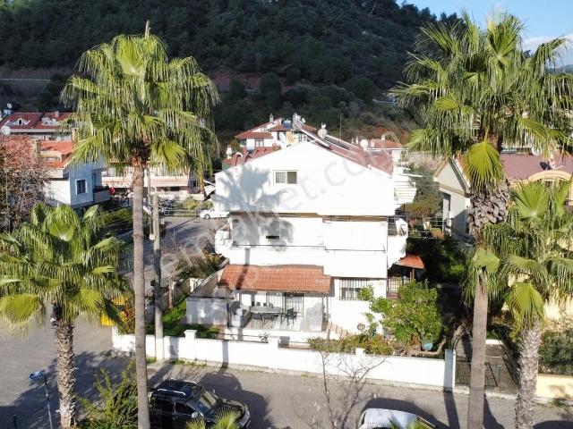 Marmaris Armutalan'da 5+1 Tripleks Müstakil Bahçeli Satılık Ev