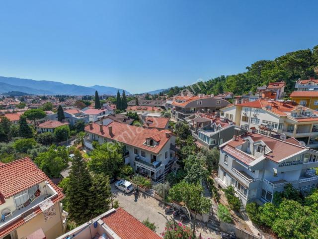 Marmaris Armutalanda Geniş Kullanımlı 3+1 Çatı Dubleks