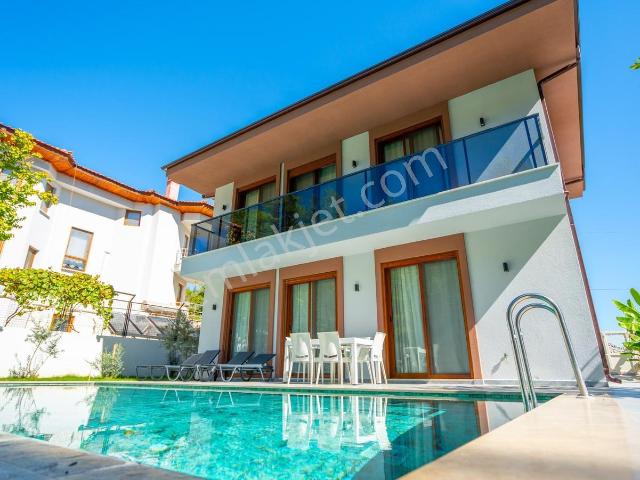 Marmaris Çetibelinde Eşyalı, Özel Havuzlu 3+1 Müstakil Villa