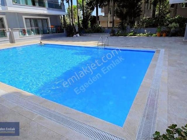 Marmaris Hatiprimde Satılık 5 + 1 Kapali Mutfak Daire