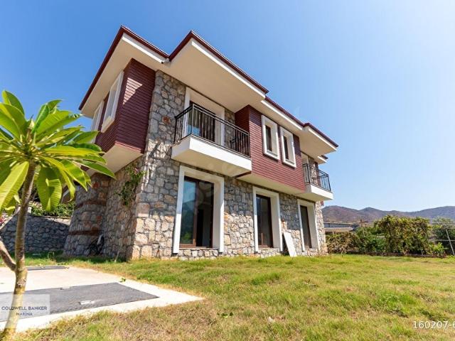Marmaris Hisarönünde Doğayla İç İçe Satılık Lüks Villa
