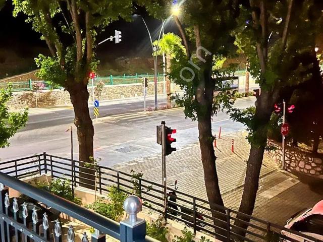 Marmaris İçmelerde Eşyalı 2+1 Kiralık Daire Doğa Deniz İç İçe