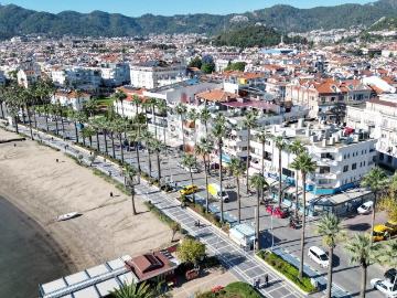 Marmaris Kemeraltı'nda Denize Sıfır Full Manzaralı Kiralık Daire