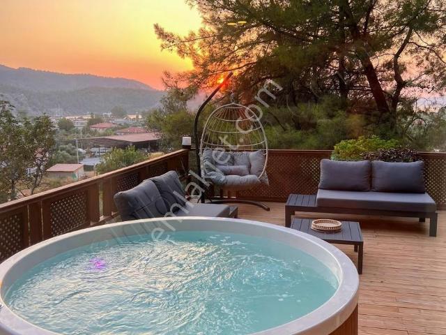 Marmaris Orhaniye'de Martı Marinaya Yakın Kiralık Villa