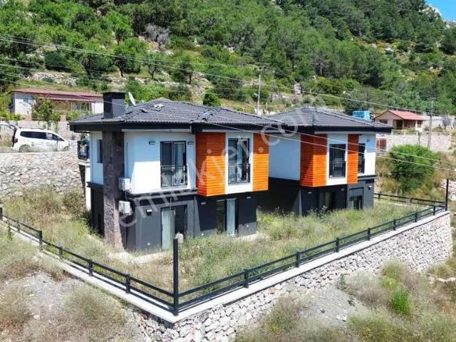 Marmaris Söğüt’te Eşyalı, 4+1 Lüks Triplex Villa!
