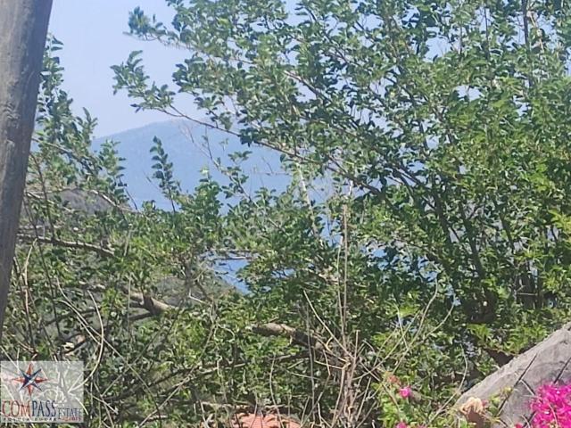 Marmaris Söğütte Doğayla İç İçe Satılık Kargir Ev Ve Arsa