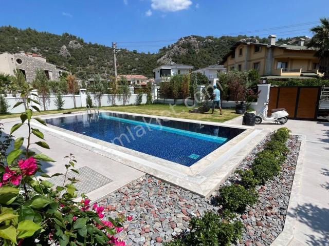 Marmaris'in En Gözde Yerinde Satılık Tam Müstakil Villa