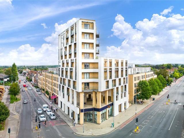Marque House, 143 Hills Road, Cambridge 1 bed apartment to rent £1,800 pcm £415 pw
