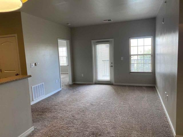 Marquis on Memorial Apartments 2 Bedroom Apartment for Rent at 14681 S 82nd East Ave, Bixby, OK 74008