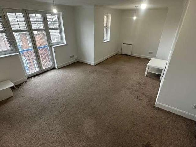 Marquis Court, Earls Meade, Luton, Bedfordshire, LU2