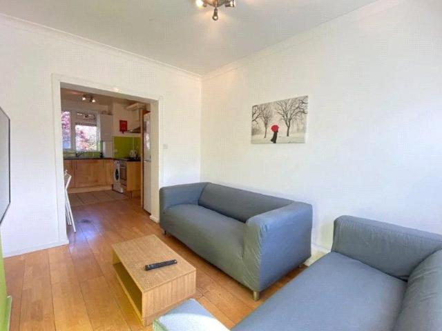 Marquis Road, Camden, London, NW1 4 bed apartment to rent £4,200 pcm £969 pw