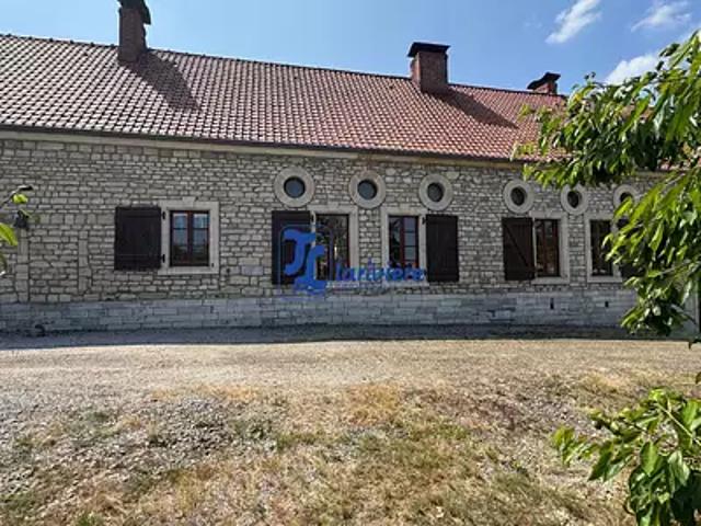 Marquise 62250 Achat / Vente maison 6 pièces t6 au dernier étage terrasse