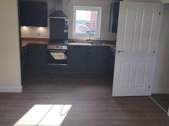 Marriott Road, Dudley DY2, 2 bed flat to rent, £1,100 pcm | PrimeLocation