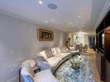 Marryat Square, London, SW6 6UA, United Kingdom | 3 bed townhouse for rent #138850828 | Rentberry