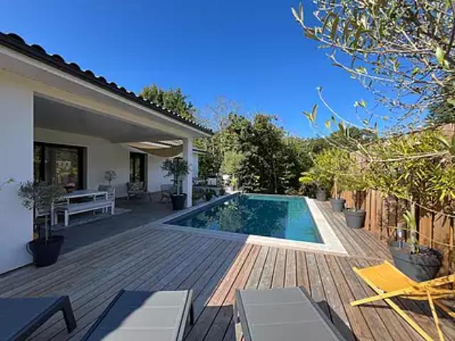 Marsac sur l'Isle 24430 Achat / Vente maison 5 pièces t5 piscine