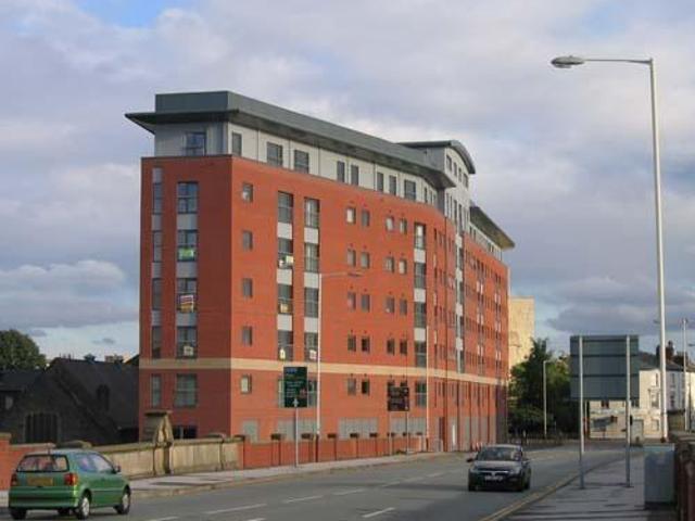 Marsden House, Bolton, BL1 2JT 2 bed apartment to rent £900 pcm £208 pw