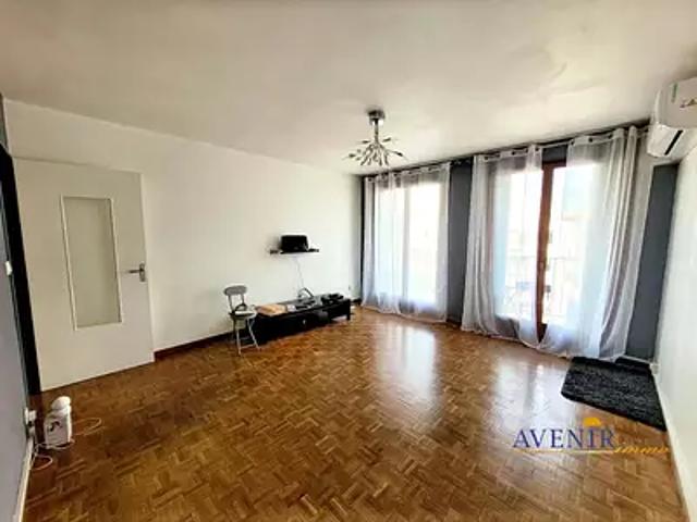 Marseille 3ème 13003 Location appartement 4 pièces t4