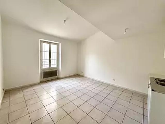 Marseille 3ème 13003 Location appartement 3 pièces t3