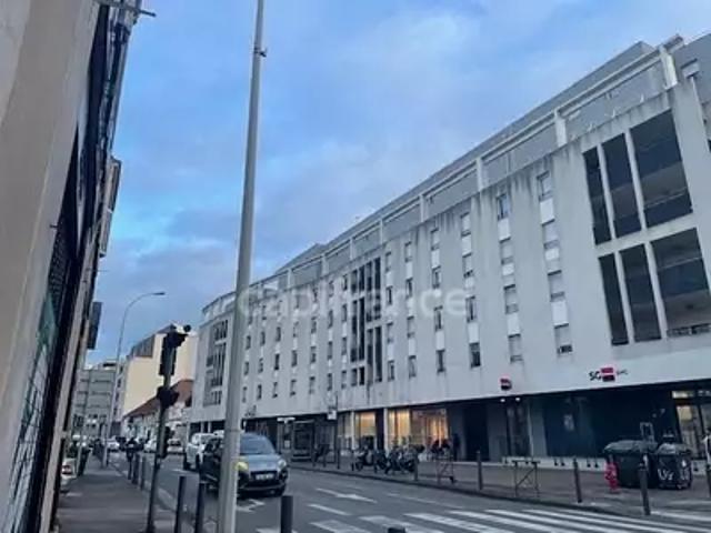 Marseille 10ème 13010 Achat / Vente appartement 2 pièces t2 au dernier étage