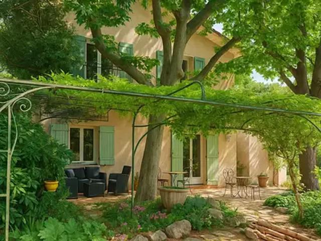 Marseille 10ème 13010 Achat / Vente maison 7 pièces t7 piscine