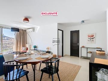 Marseille 13001 BOURSE VIEUX PORT T4/5 location meublée 91 m2 Vue Panoramique et balcons