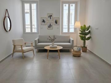 Appartement T2 39M2 refait à neuf Marseille 13003 Rue Be