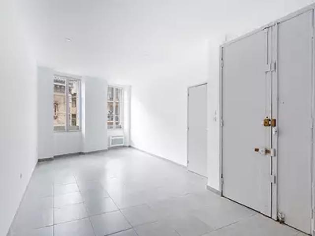 Marseille 1er 13001 Achat / Vente appartement 3 pièces t3 cave