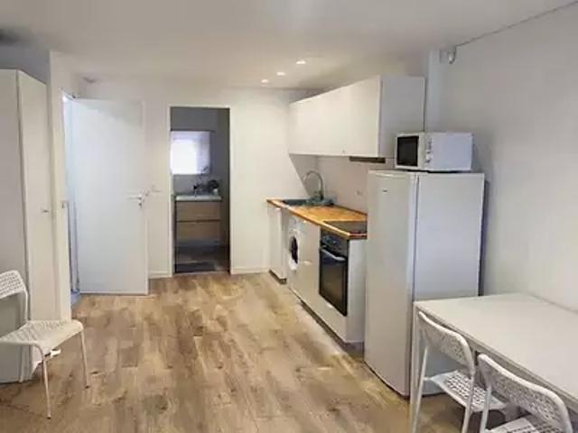 Marseille 1er 13001 Location appartement 1 pièce t1 cave