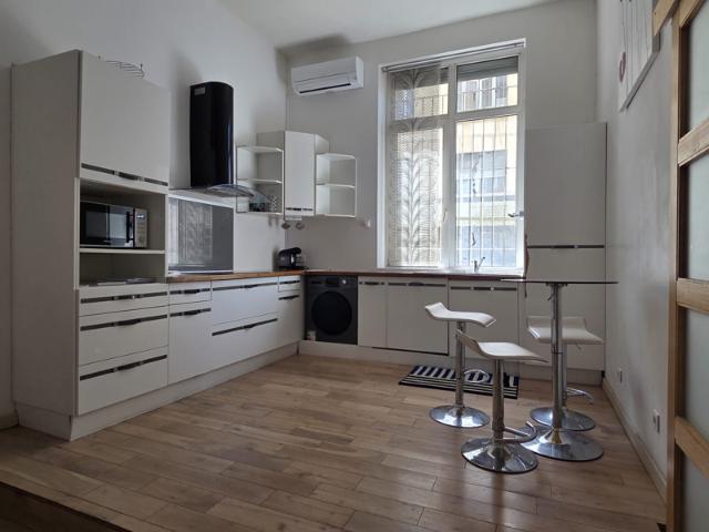 MARSEILLE 1ER 13001 RUE FORT NOTRE DAME SUPERBE LOFT D