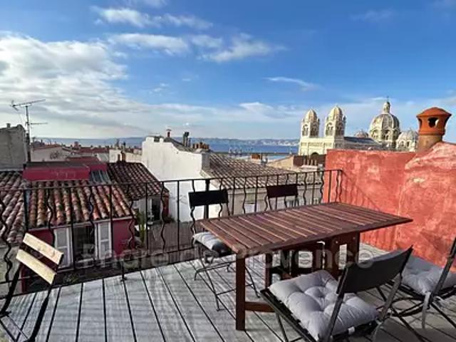 Marseille 2ème 13002 Location appartement 2 pièces t2 terrasse