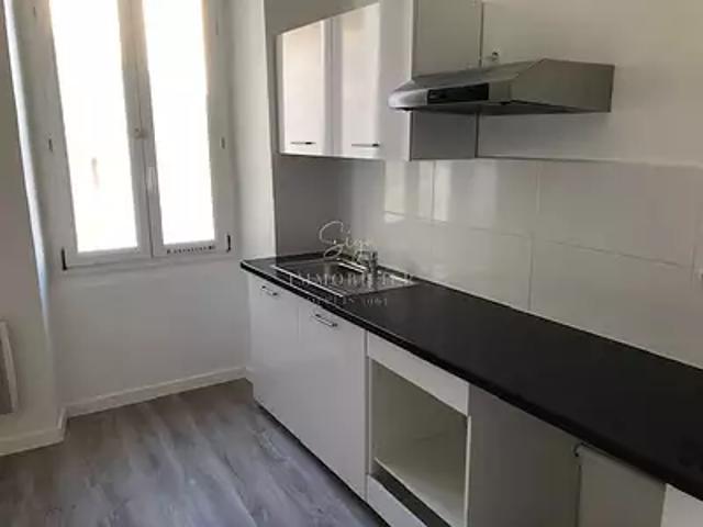 Marseille 7ème 13007 Location appartement 3 pièces t3