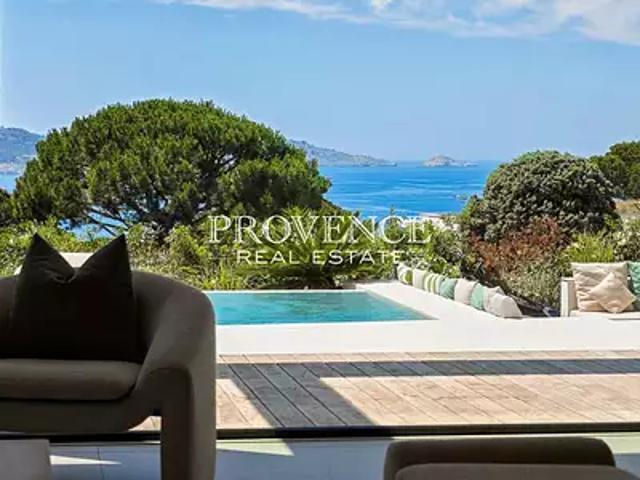 Marseille 7ème 13007 Location maison 7 pièces t7 piscine