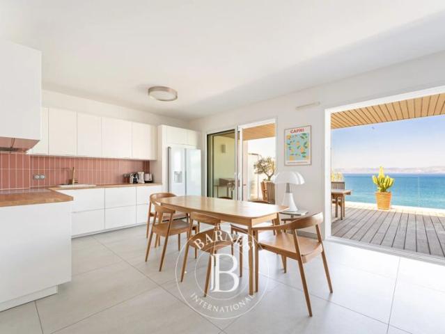 Marseille 7ème, Appartement 3 Chambres 105 m² en location
