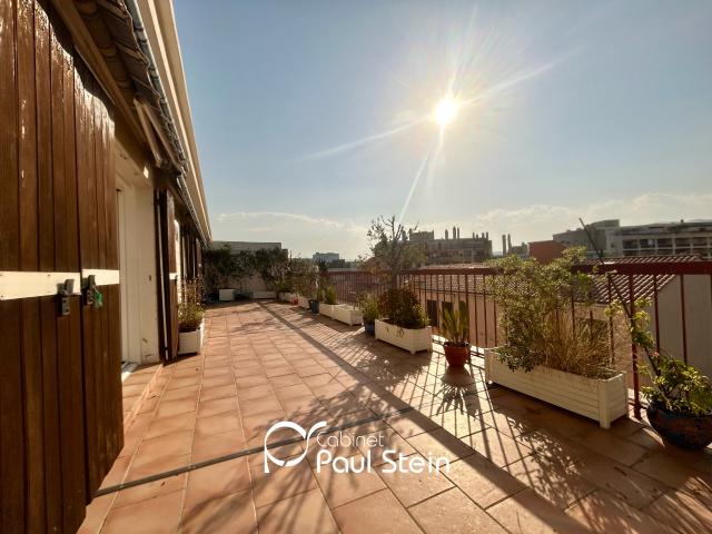 MARSEILLE 5EME APPARTEMENT TYPE 3 TERRASSE QUARTIER BAILLE STATIONNEMENTS CAVES