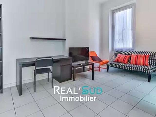Marseille 6ème 13006 Achat / Vente appartement 2 pièces t2 au dernier étage