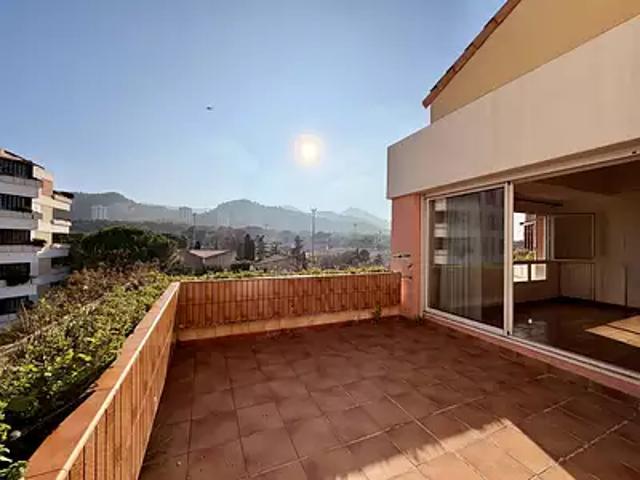 Marseille 8ème 13008 Achat / Vente appartement 4 pièces t4