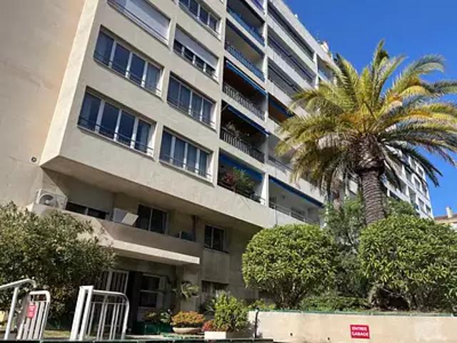 Marseille 8ème 13008 Achat / Vente appartement 4 pièces t4