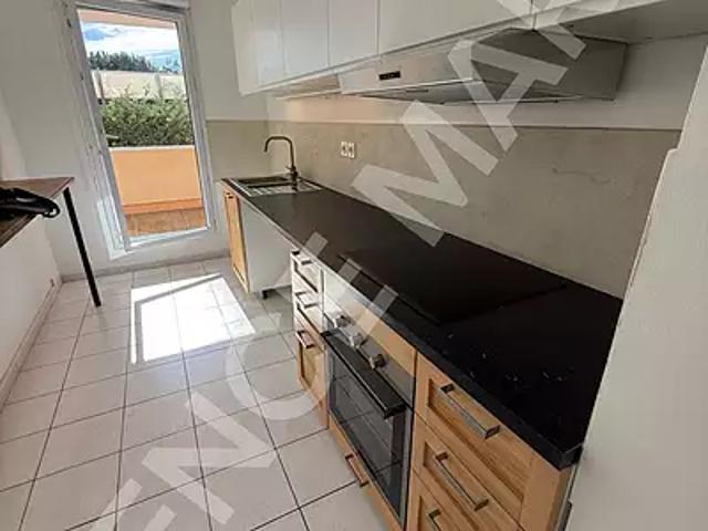 Marseille 8ème 13008 Achat / Vente appartement 4 pièces t4 terrasse cave