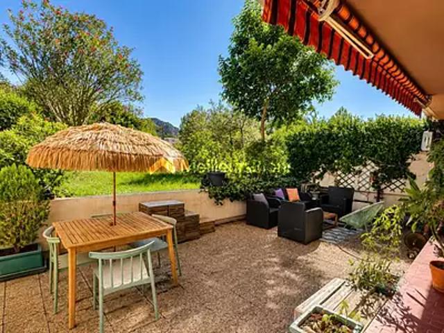 Marseille 8ème 13008 Achat / Vente appartement 4 pièces t4 terrasse cave