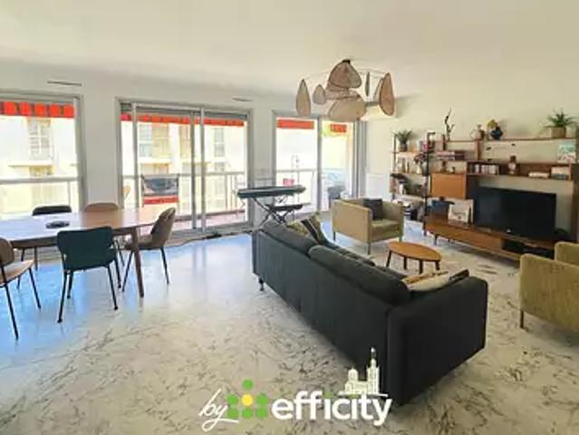 Marseille 8ème 13008 Achat / Vente appartement 4 pièces t4 terrasse cave