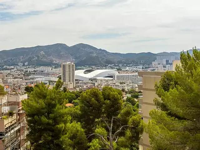 Marseille 8ème 13008 Achat / Vente appartement 4 pièces t4 cave balcon