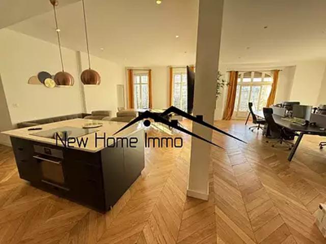 Marseille 8ème 13008 Achat / Vente appartement 5 pièces t5 au dernier étage