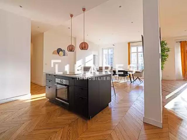 Marseille 8ème 13008 Achat / Vente appartement 5 pièces t5 parking