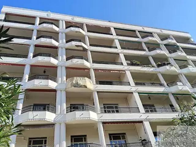 Marseille 8ème 13008 Achat / Vente appartement 1 pièce t1 au dernier étage
