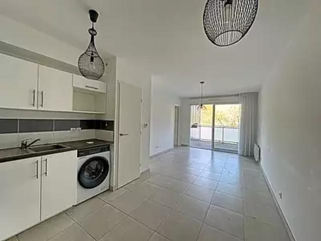 Marseille 8ème 13008 Achat / Vente appartement 2 pièces t2 terrasse